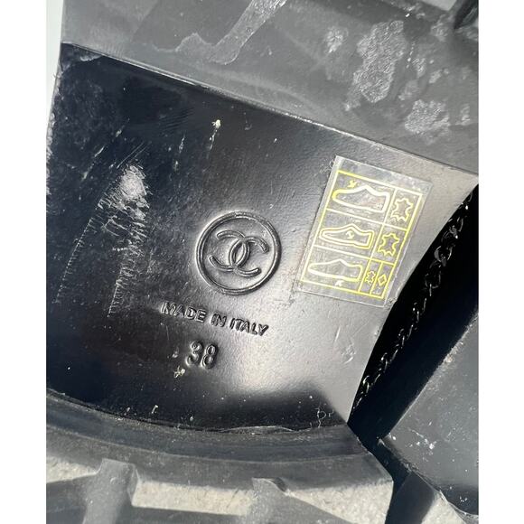 Chanel Crackled Calfskin CC Cap Toe Velvet Pearl Combat Boots in Black - Picture 15 of 16